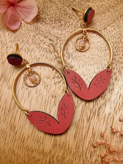 boucles d'oreilles double feuilles bois rouge rosé