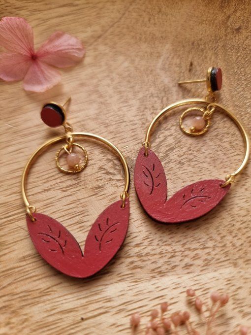 boucles d'oreilles double feuilles bois rouge rosé