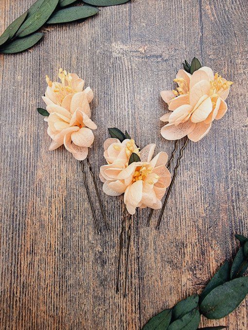 3 pics cheveux fleurs mariage cérémonie pêche
