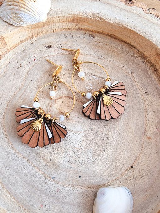 Boucles d'oreilles triple coquillage bois