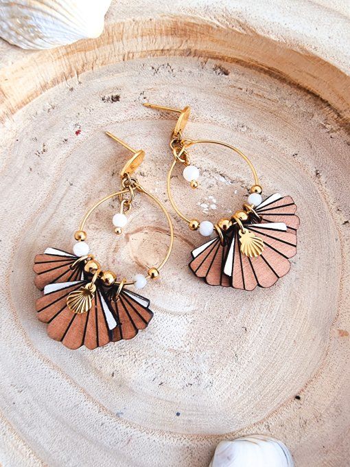 Boucles d'oreilles triple coquillage bois