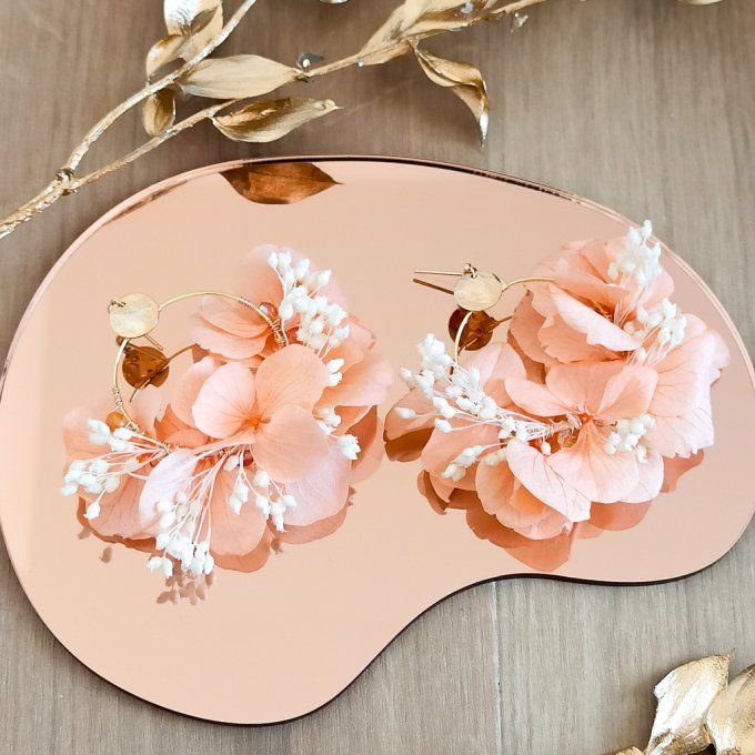 Boucles d'oreilles créoles fleurs hortensia pêche mariage dorées à l'or fin
