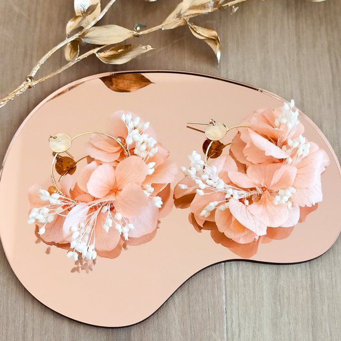 Boucles d'oreilles créoles fleurs hortensia pêche mariage dorées à l'or fin