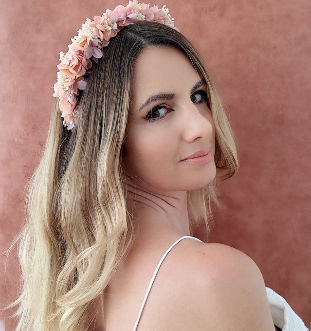 Diadème de fleurs pour mariée, demoiselles d'honneur, cérémonie avec fleurs véritables rose pêche.