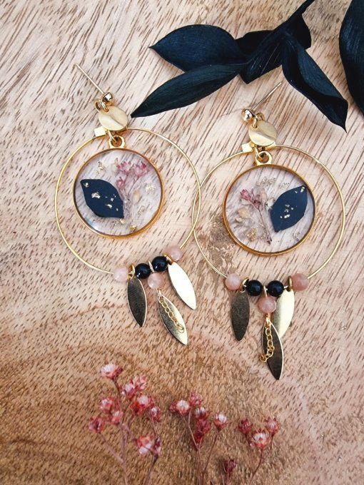 Boucles d'oreilles orientales végétales noires
