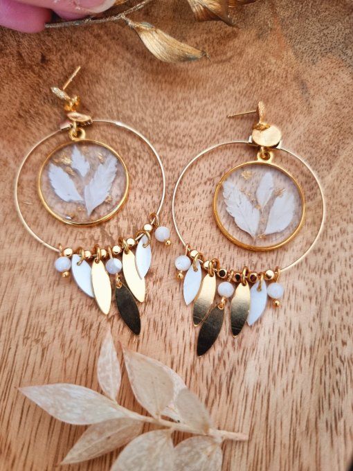 Boucles d'oreilles Neige d'été fleurs et nacre